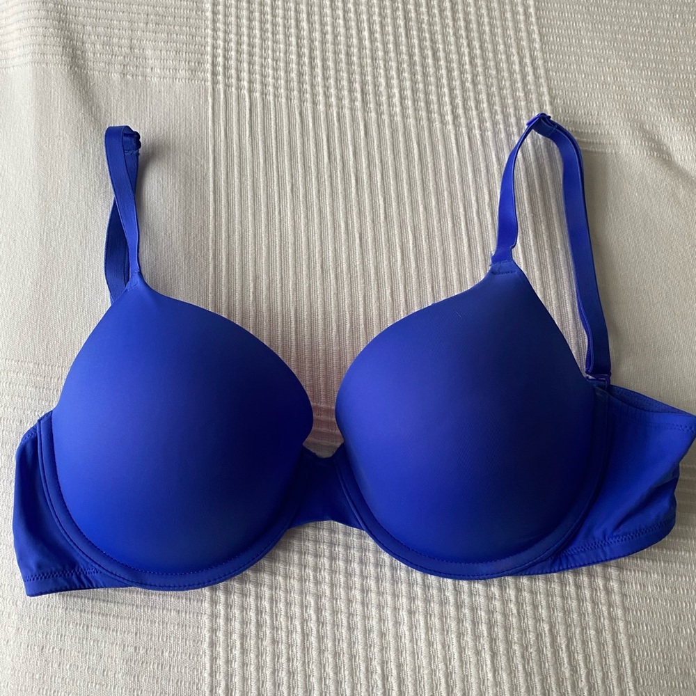 Pink Victoria’s Secret Bra